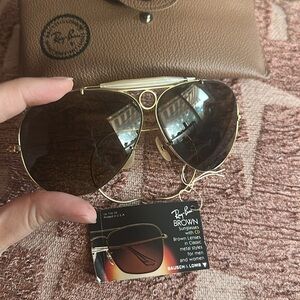 VINTAGE BRAND NEW Ray-Ban Gold Aviator Sunglasses brown lens 1970’s genuine